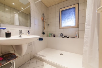 DIETZ: RESERVIERT! Modernisierungsbedürftiges Einfamilienhaus - Tageslichtbad EG (642252)