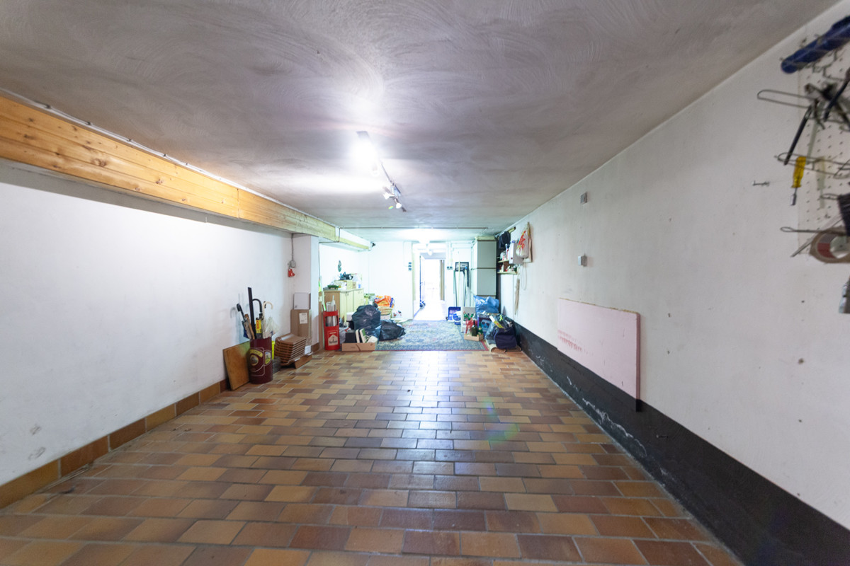 Garage extralang