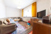 Schlafzimmer 2 von 2 - Urlaubsfeeling! Haus mit Wintergarten, riesiger Schwimm- und Fitnesshalle in Neuenhasslau!