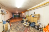 Garage extralang - Urlaubsfeeling! Haus mit Wintergarten, riesiger Schwimm- und Fitnesshalle in Neuenhasslau!
