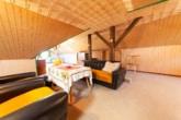 teilausgebauter Bereich DG - Urlaubsfeeling! Haus mit Wintergarten, riesiger Schwimm- und Fitnesshalle in Neuenhasslau!