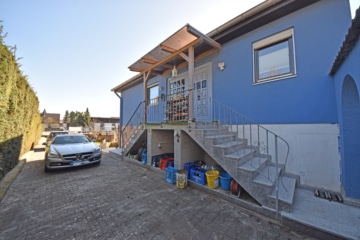 DIETZ: **RESERVIERT** Platz Für Ross und Reiter! Wohnhaus + Gewerbegebäude mit 6 Pferdestallungen! - Hauseingang (644090)