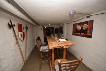 DIETZ: FREIWERDENDE 3 Wohnungen in 2 Häusern inklusive 3 Garagen, Innenhof und Garten Schaafheim - 2-Familienhaus Keller2 (646901)