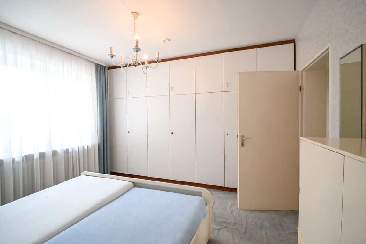 Schlafzimmer 3 von 3 EG