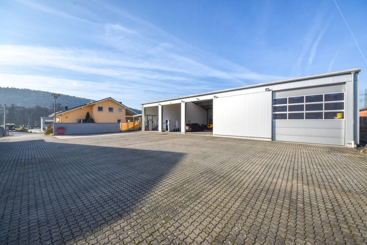 Gewerbehalle
