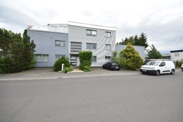 DIETZ: Wohn-und Geschäftshaus mit 817,73 qm Gesamtfläche! Genehmigte Bauvoranfrage für weiteren Bau! - Außenansicht (644226)