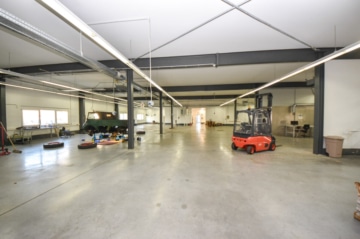 DIETZ: Hochwertiges Lager- und Produktionsgebäude für Ihr repräsentatives Unternehmen! - Lagerfläche (659939)