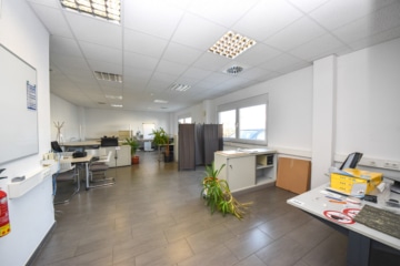 DIETZ: Hochwertiges Lager- und Produktionsgebäude für Ihr repräsentatives Unternehmen! - Großraum Büro EG (659947)