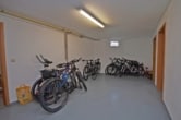 DIETZ: Perfekte 4 Zimmer Erdgeschosswohnung inklusive Garage zu verkaufen! - Fahrradraum