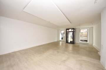 DIETZ: Provisionsfreies Cafe in der Fußgängerzone von Aschaffenburg zu vermieten! - Ladengeschäft vorne (667586)