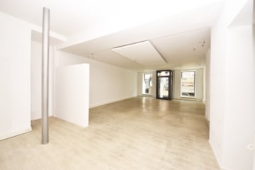 DIETZ: Provisionsfreies Cafe in der Fußgängerzone von Aschaffenburg zu vermieten! - Ladengeschäft Steingasse (667587)