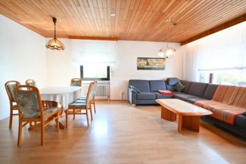 Familienfreundliches Einfamilienhaus in charmanter Lage von Reinheim-Überau! - Wohn und Essbereich EG (637904)