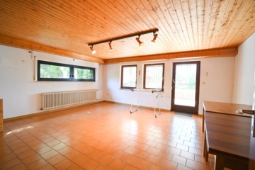 Familienfreundliches Einfamilienhaus in charmanter Lage von Reinheim-Überau! - Partyraum Zimmer 1 von 3 KG (637934)