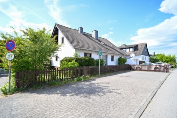 Familienfreundliches Einfamilienhaus in charmanter Lage von Reinheim-Überau! - Außenansicht (637898)