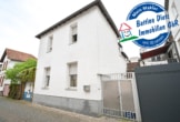 Einfamilienhaus mit Balkon in unmittelbarer Nähe der Dieburger Fußgängerzone! - Außenansicht