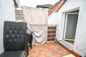 DIETZ: RESERVIERT! Einfamilienhaus mit Balkon in unmittelbarer Nähe der Dieburger Fußgängerzone! - Dachterrasse OG (642059)