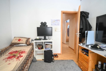 DIETZ: RESERVIERT! Einfamilienhaus mit Balkon in unmittelbarer Nähe der Dieburger Fußgängerzone! - Schlafzimmer 3 OG (642045)