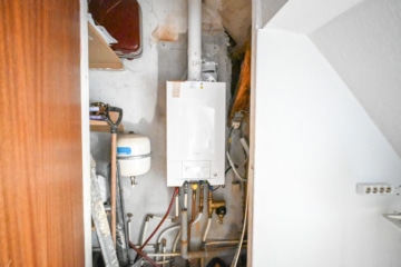 DIETZ: RESERVIERT! Einfamilienhaus mit Balkon in unmittelbarer Nähe der Dieburger Fußgängerzone! - Heizungsraum OG (642055)