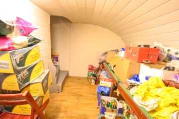 DIETZ: RESERVIERT! Einfamilienhaus mit Balkon in unmittelbarer Nähe der Dieburger Fußgängerzone! - Gewölbekeller KG (642062)