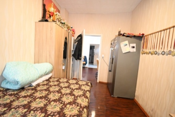 DIETZ: RESERVIERT! Einfamilienhaus mit Balkon in unmittelbarer Nähe der Dieburger Fußgängerzone! - Schlafzimmer 1 EG (642037)