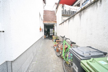 DIETZ: RESERVIERT! Einfamilienhaus mit Balkon in unmittelbarer Nähe der Dieburger Fußgängerzone! - Außenbereich (642065)