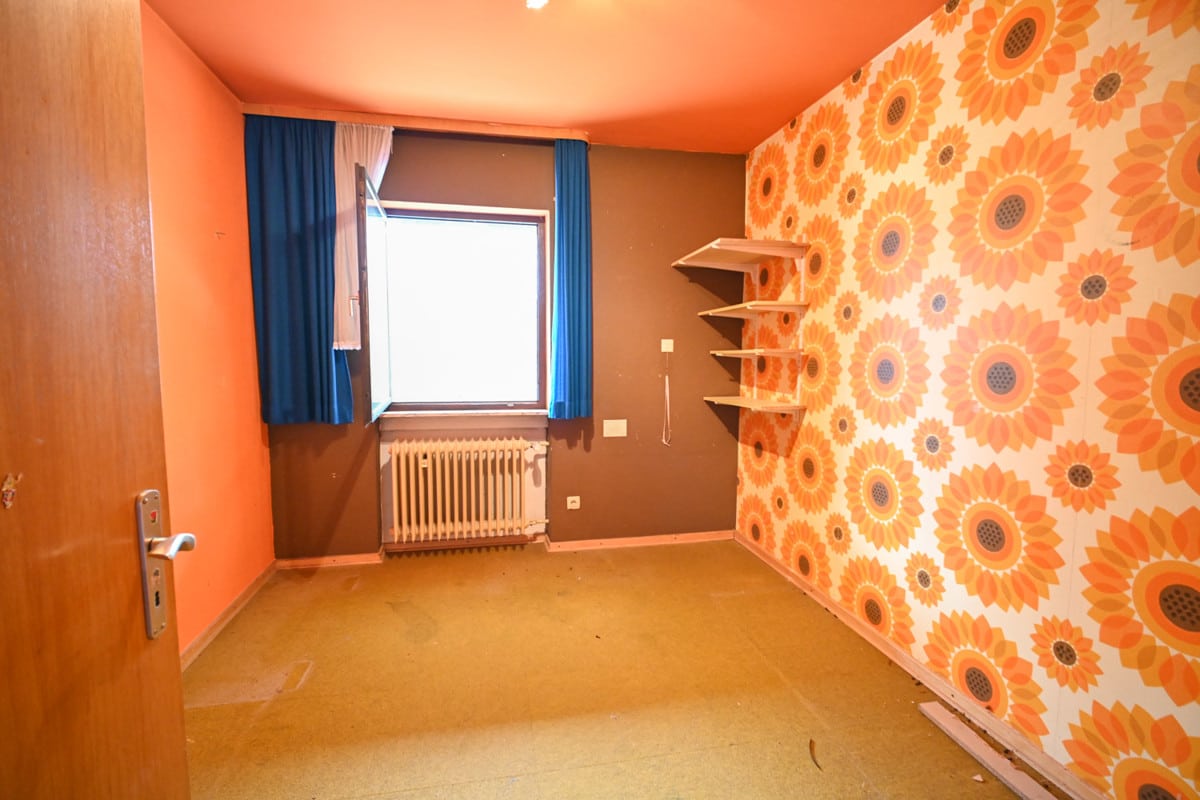 Schlafzimmer 3 von 4 EG