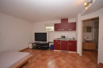 DIETZ: Möbliertes Apartment! Alles was man braucht – Wochenendheimfahrer gesucht, 63868 Großwallstadt, Souterrainwohnung