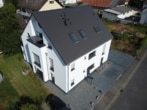 3-Familienhaus - DIETZ: Moderne 3-Zimmer-Dachgeschosswohnung mit optionaler Einbauküche – Ruhige Wohnlage!