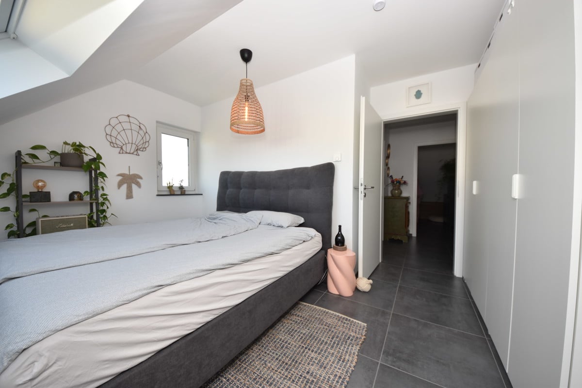 Schlafzimmer 1 von 2
