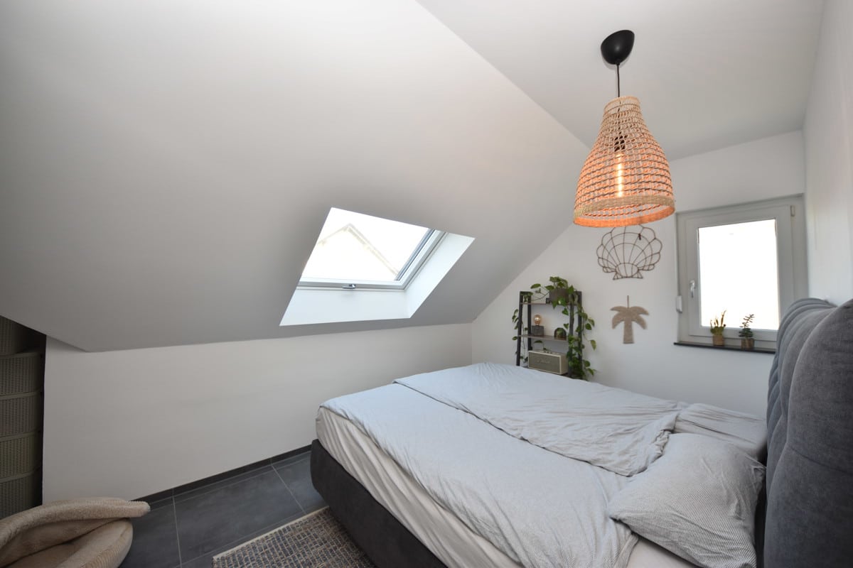 Schlafzimmer 1 von 2