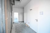 Flur 1. OG - DIETZ! Büro-, Praxis oder sonstige Gewerberäume – zentrale Lage von Babenhausen! Fitnessstudio im EG