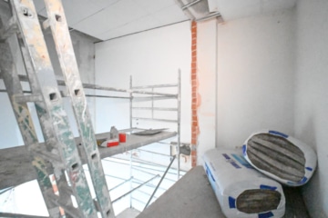 DIETZ! Büro-, Praxis oder sonstige Gewerberäume – zentrale Lage von Babenhausen! Fitnessstudio im EG - Lagerraum 1. OG (664088)