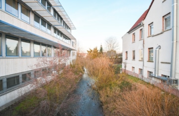 DIETZ! Büro-, Praxis oder sonstige Gewerberäume – zentrale Lage von Babenhausen! Fitnessstudio im EG - Außenansicht (664103)