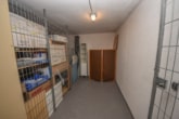 Kellerabstellraum - DIETZ: Einzugsbereite 2-Zimmer-Terrassenwohnung, eigener Garten, Einbauküche und Parkplatz!