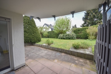 DIETZ: Einzugsbereite 2-Zimmer-Terrassenwohnung, eigener Garten, Einbauküche und Parkplatz! - Terrasse (677270)