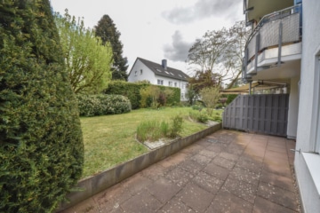 DIETZ: Einzugsbereite 2-Zimmer-Terrassenwohnung, eigener Garten, Einbauküche und Parkplatz! - Ihre Terrasse (677273)