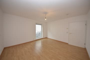 DIETZ: Einzugsbereite 2-Zimmer-Terrassenwohnung, eigener Garten, Einbauküche und Parkplatz! - Schlafzimmer 1 von 1 (677276)