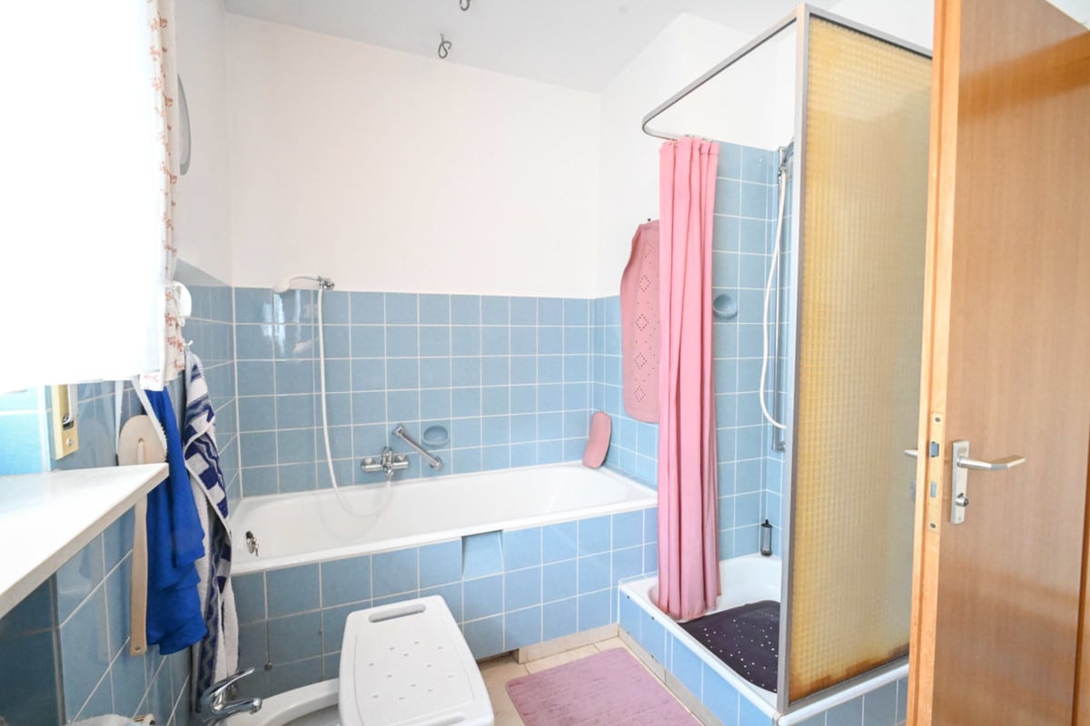 Tageslichtbadezimmer OG