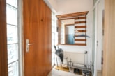 Diele EG - Großzügig geschnittenes Einfamilienhaus mit Doppelgarage, Garten und Terrassenkamin!