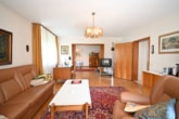 Wohnbereich EG - Großzügig geschnittenes Einfamilienhaus mit Doppelgarage, Garten und Terrassenkamin!