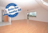 Offener Wohnbereich - DIETZ: 2016 sanierte 3 Zimmer Dachgeschosswohnung Top modernisiert – Herrliche Wohnlage