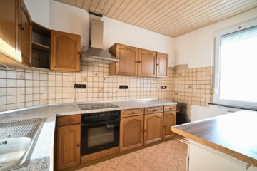 DIETZ: Freistehendes Einfamilienhaus in Pfungstadt! - Küche (645177)