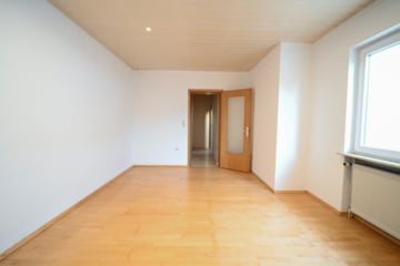 DIETZ: Freistehendes Einfamilienhaus in Pfungstadt! - Schlafzimme od. Büro (645182)