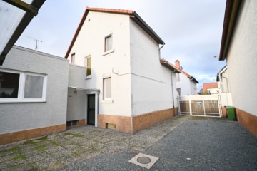 DIETZ: Freistehendes Einfamilienhaus in Pfungstadt! - Hofansicht (645169)