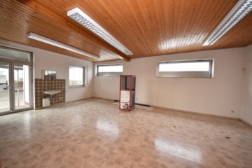 DIETZ: Gewerbeimmobilie mit 1888qm Lager- und Produktionsflächen, Teilbar ab 1772qm für 5000,- netto - Ausstellungsgebäude (633035)