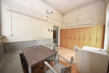 DIETZ: Gewerbeimmobilie mit 1888qm Lager- und Produktionsflächen, Teilbar ab 1772qm für 5000,- netto - Aufenthaltsraum (633015)