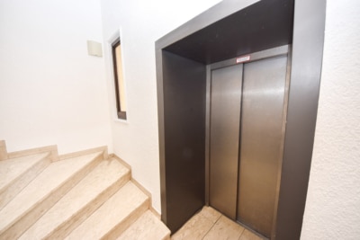 DIETZ: 3,5 Zimmer Bürofläche mit Aufzug – Beste Innenstadtlage von Aschaffenburg! - Personenaufzug (697986)