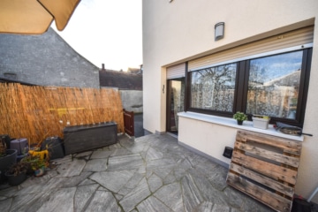 DIETZ: 3-Zimmer-Erdgeschosswohnung mit Terrasse – Car-Port – S-Bahn-Nähe – Ruhige Lage Dudenhofen - Terrasse (654795)