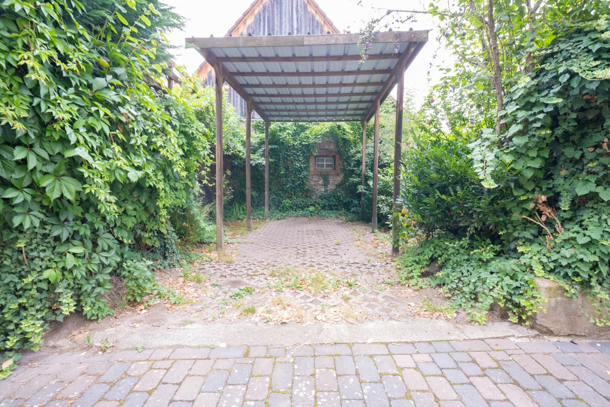 Carport