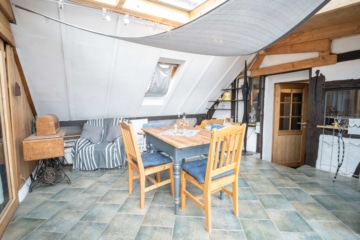 DIETZ: REDUZIERT! Charmantes 2-3 Familienhaus mit viel Platz in Münster/Altheim – Einzelkulturdenkmal! - Wintergarten DG (635927)